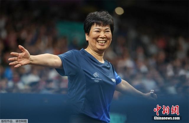 巴黎奥运赛场的糖:爱情在赛场外的温情瞬间与