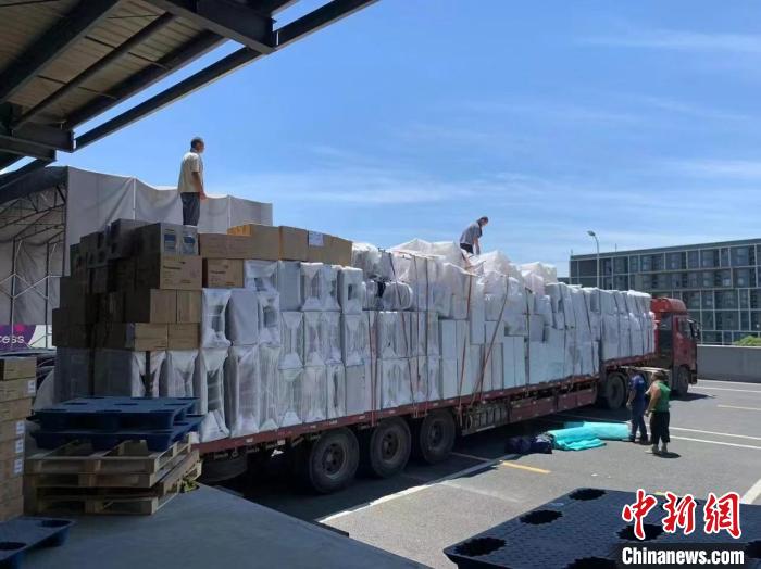 杭州亚运会13000件物资启程助力达喀尔青奥会