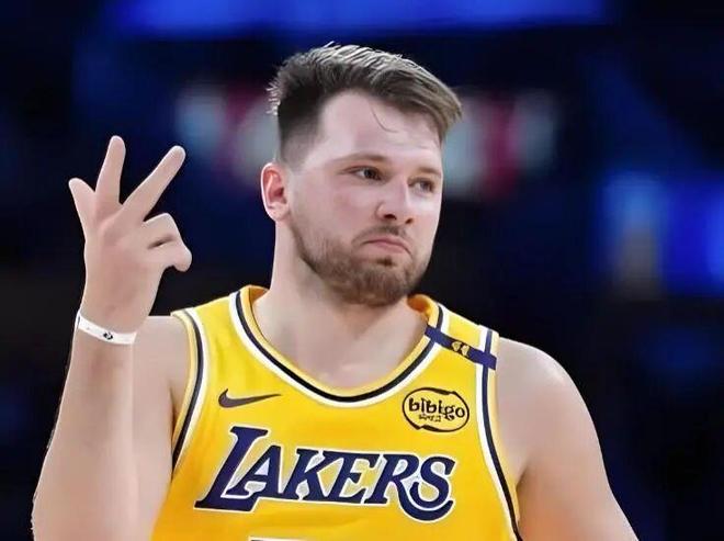 湖人加时绝杀掘金 东契奇与斯马特联手逆转