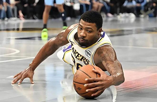 湖人加时绝杀掘金 东契奇与斯马特联手逆转